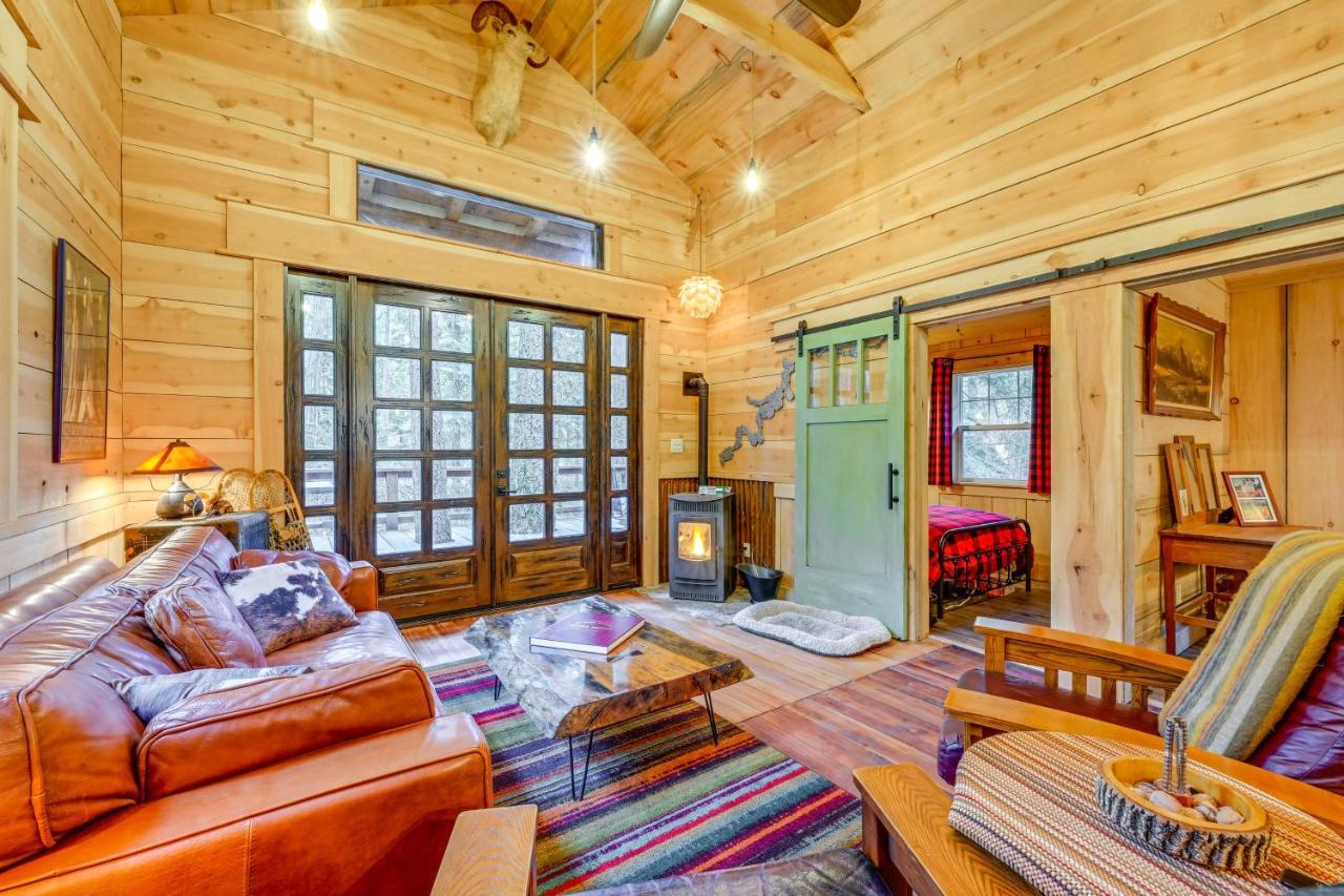 Enchanting Creekside Cabin Near Kings Canyon Park! Badger Zewnętrze zdjęcie